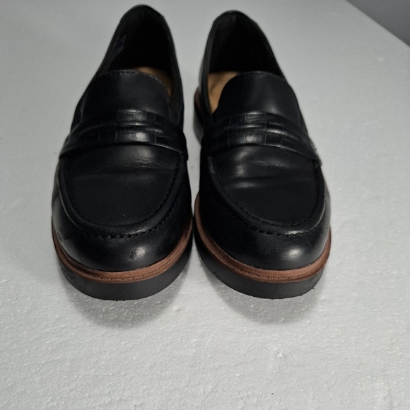 Clarks Womens Black Leather Loafers Size 10 Casual Professional Shoes - Picture 5 of 14